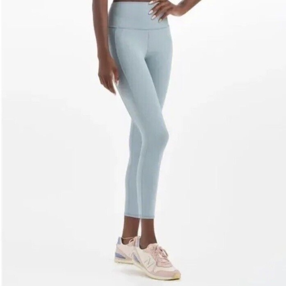 Vuori Studio pocket legging